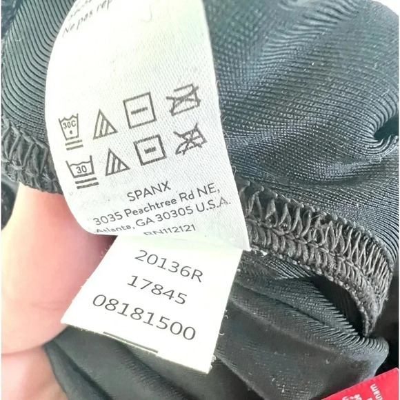 SPANX Very Black Faux Leather Moto Leggings Size Small - Picture 10 of 11